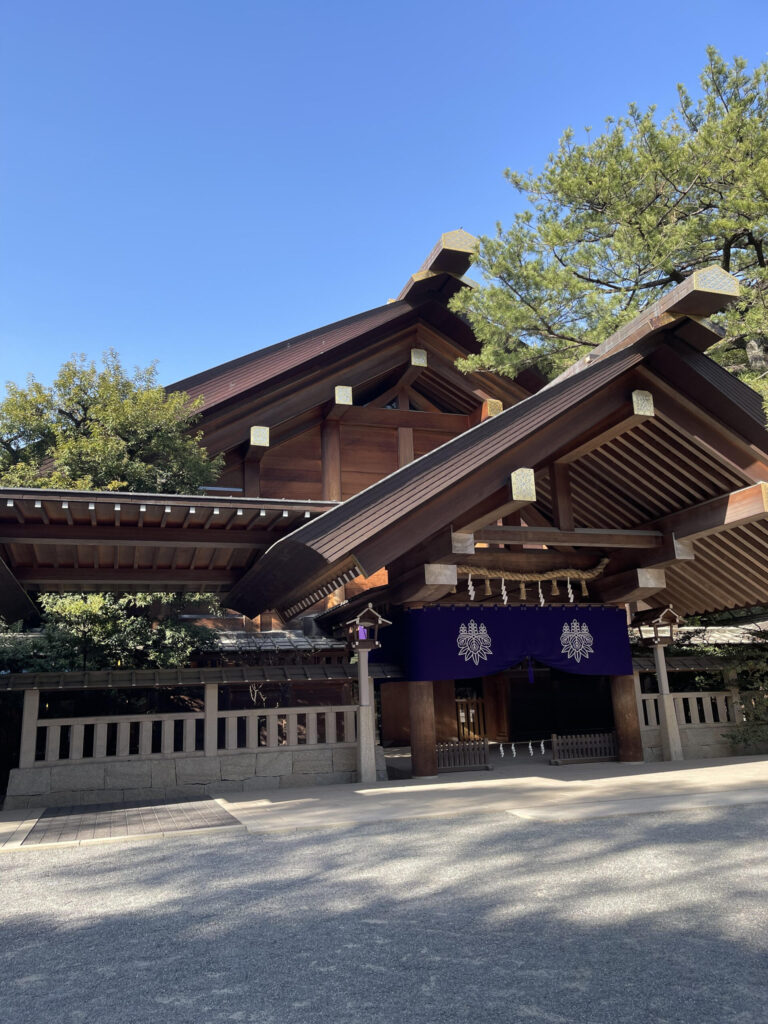 神楽殿（かぐらでん）