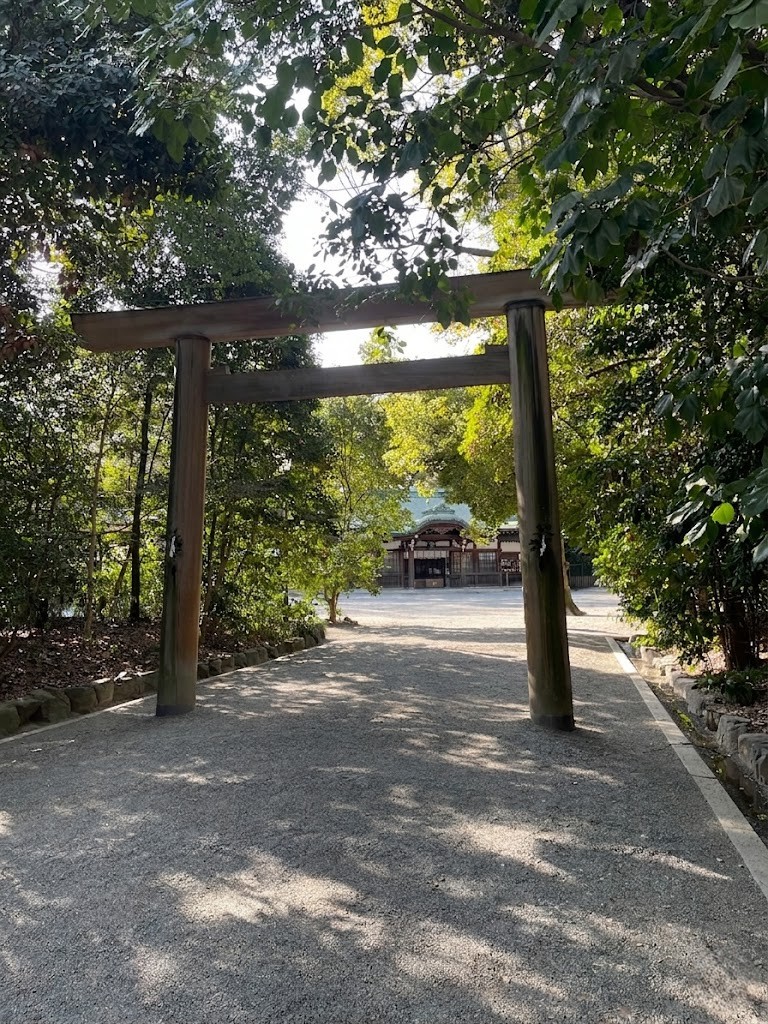 別宮八剣宮（べつぐうはっけんぐう）