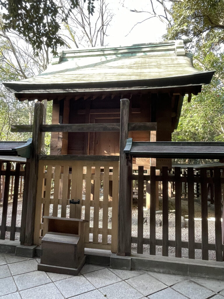 土用殿（どようでん）